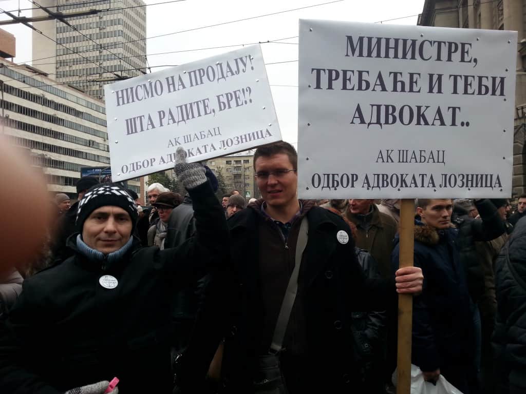 Advokati protest