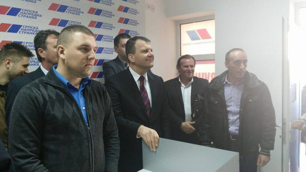 Igor Mirovic u Apatinu SNS (4)