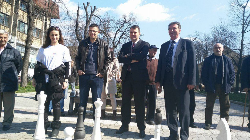 Igor Mirovic u Apatinu SNS (6)