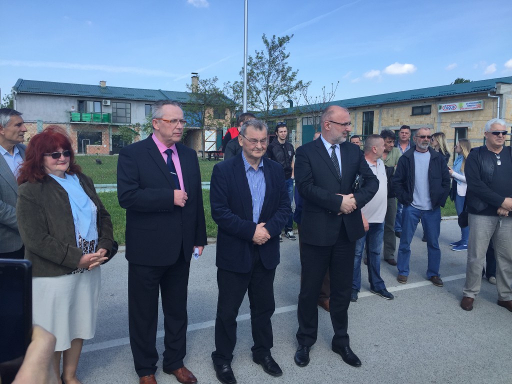 Polaganje kamena temeljca za slovenačku fabriku Kopitarna u Apatinu, Kurnik Marijan Živorad Smiljanić