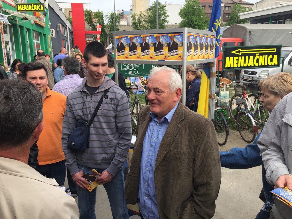 Dr Bruno Urbanovski, Demokratska stranka, štand na zelenoj pijaci!