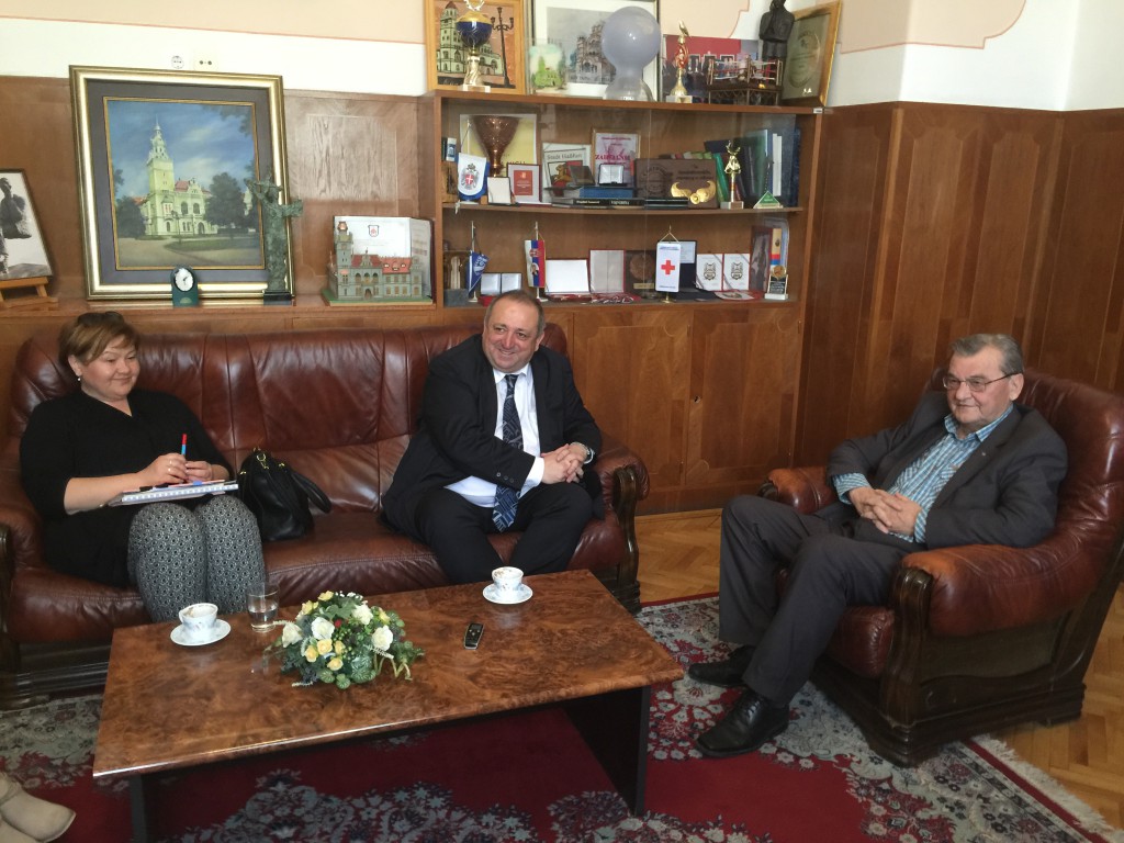 Dinko Burić gradonačelnik Belišća  i Dr Živorad Smiljanić predsednik opštine Apatin