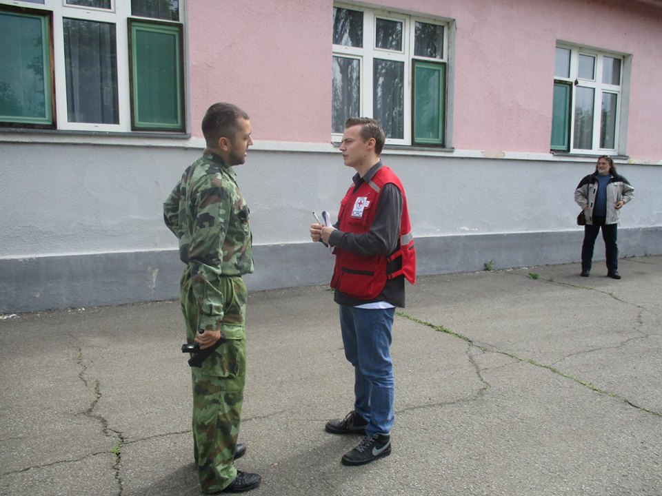 Crveni krst (1)