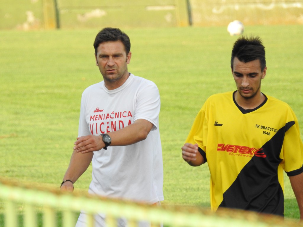 FK Mladost FK Bratstvo (14)