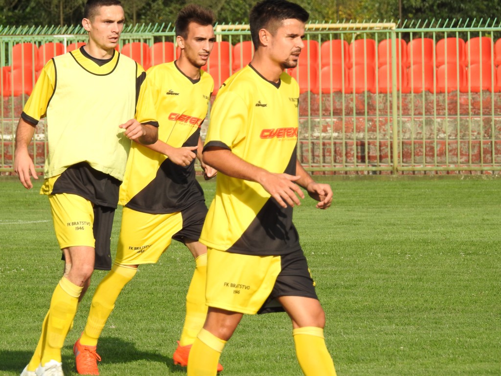 FK Mladost FK Bratstvo (32)