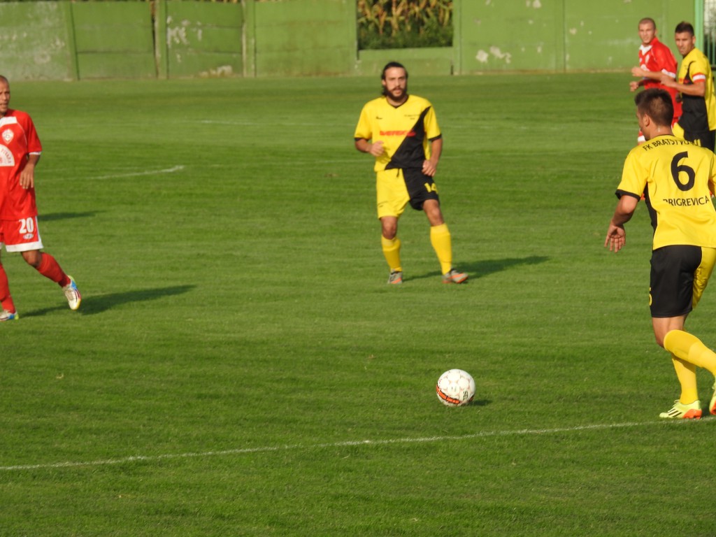 FK Mladost FK Bratstvo (8)