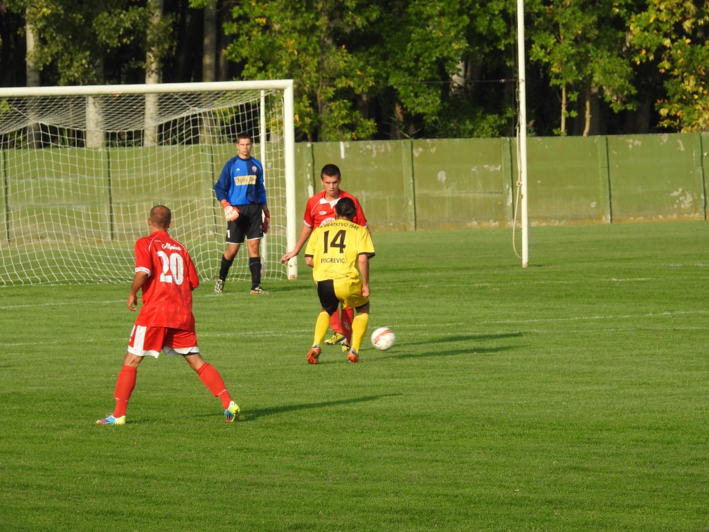 FK Mladost FK Bratstvo (9)