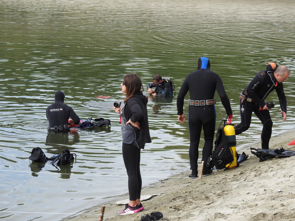 Ronioci Apatin-čišćenje rukavca kod Plave ruže