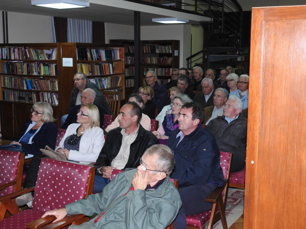 Dr Momčilo Diklić-Promocija knjige Svetac , Biblioteka Apatin 2016