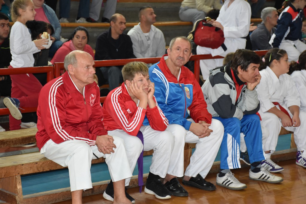 Apatinski pobednik 2016, međunarodni karate turnir, oktobar 16Apatinski pobednik 2016, međunarodni karate turnir, oktobar 16