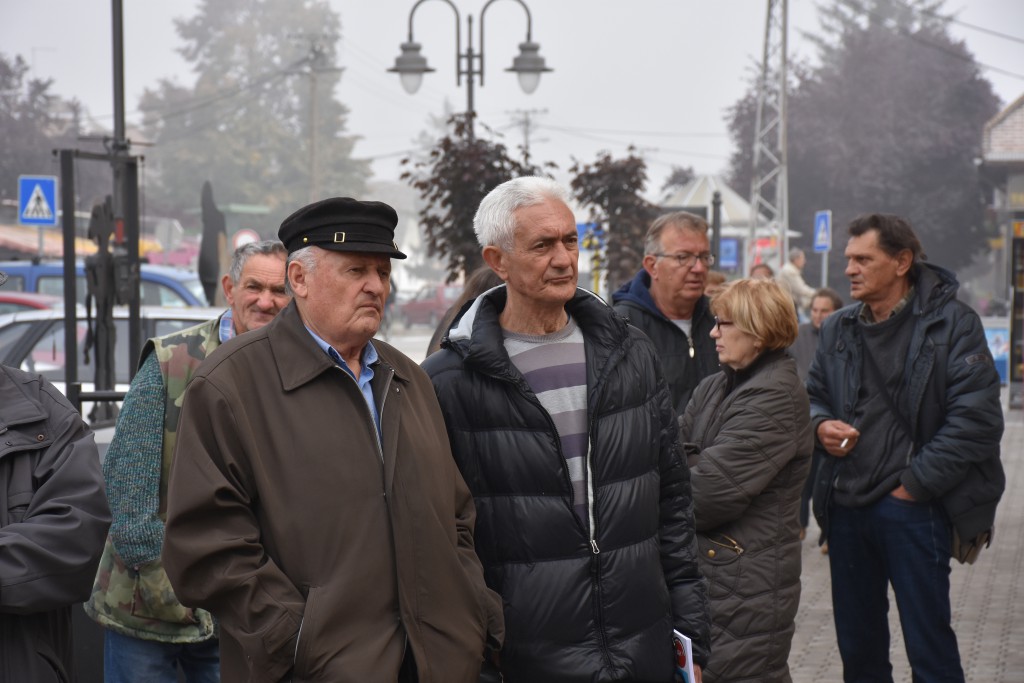 Dan Opštine Apatin, 24.oktobar 2016, polaganje venaca (31)