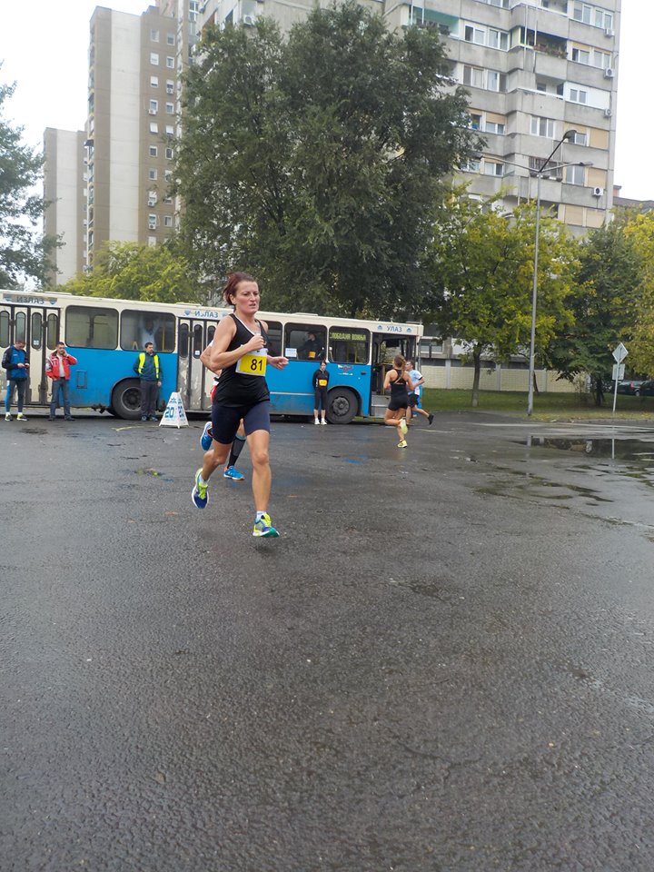 Mariana na Prvenstvu Srbije u maratonu u toku trke (Novi  Sad 16.10.)