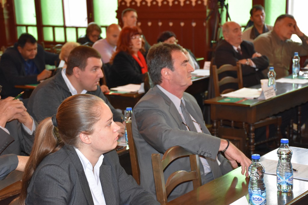 Sednica SO Apatin, sedma sednica , oktobarske nagrade. (8)