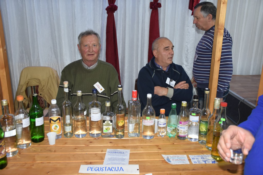 Sajam rakija i domaće radinosti, Apatin, novembar 2016