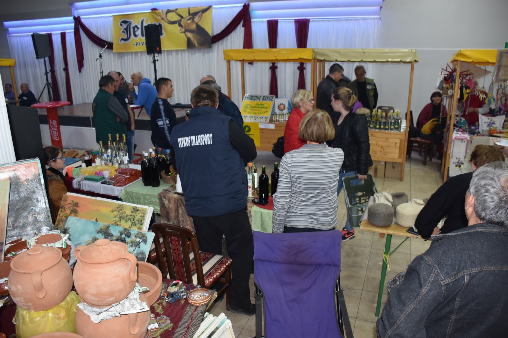 Sajam rakija i domaće radinosti, Apatin, novembar 2016