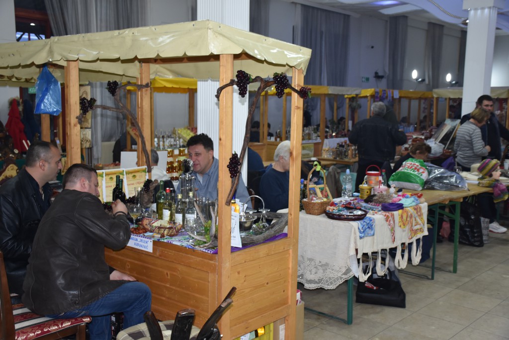 Sajam rakija i domaće radinosti, Apatin, novembar 2016