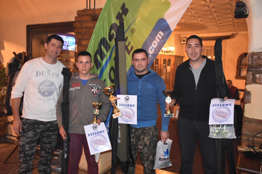 Dejan Dizija, Rodić Saša, Bajić Slobodan, Srđan Majstorović,5.međunarodna smuđijada, Apatin, novembar 2016, Čikla