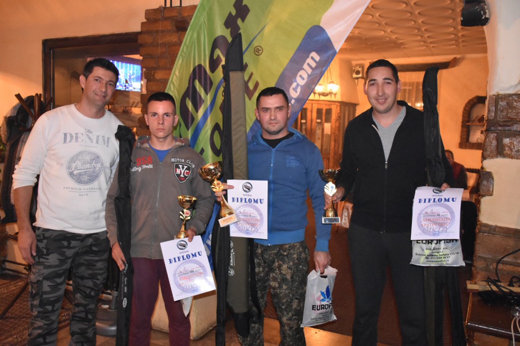 Dejan Dizija, Rodić Saša, Bajić Slobodan, Srđan Majstorović,5.međunarodna smuđijada, Apatin, novembar 2016, Čikla