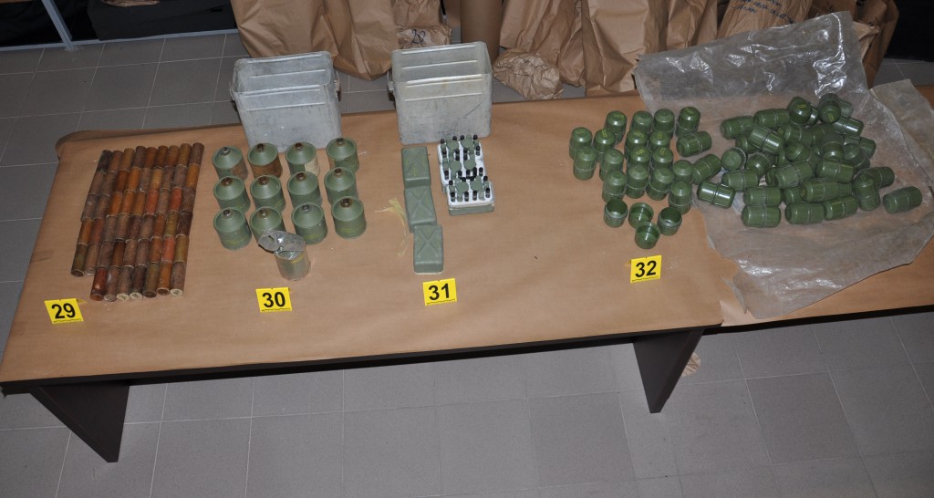 Zaplena oruzja u Apatinu, policija, mup