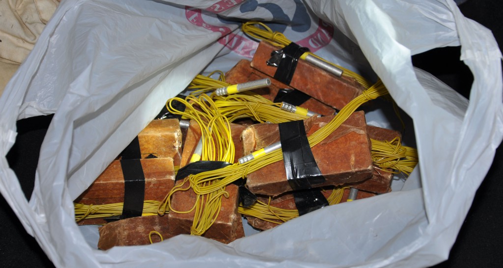 Zaplena oruzja u Apatinu, policija, mup (2)