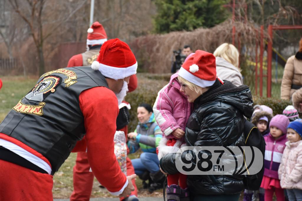 Deda Mrazovi na motoru, decembar, 2016 godine (17)