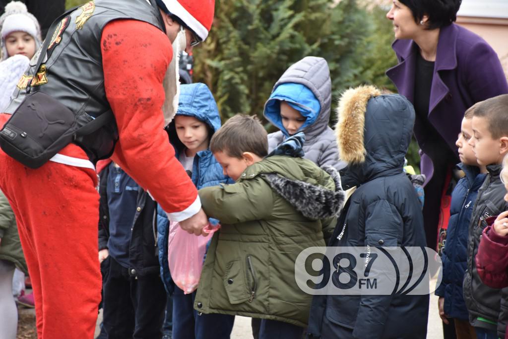 Deda Mrazovi na motoru, decembar, 2016 godine (27)