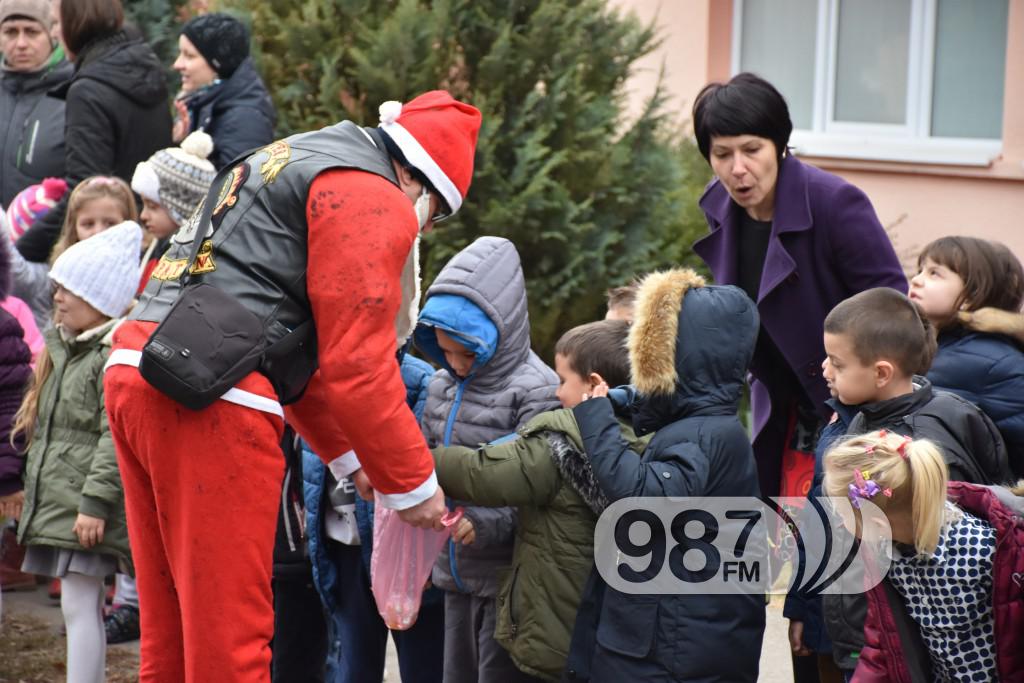 Deda Mrazovi na motoru, decembar, 2016 godine (28)