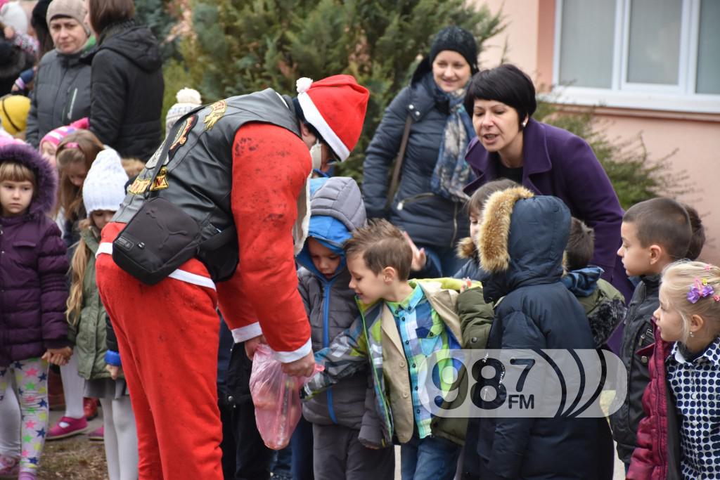 Deda Mrazovi na motoru, decembar, 2016 godine (30)