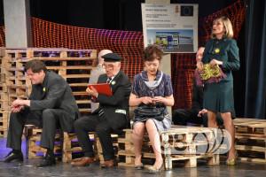 Predstava Hamleta u selu Mrduša Donja u OKC Apatin