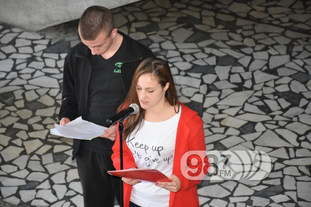Gimnazija Nikola Tesla, Gradjevinska i drvopreradjivacka srednja skola, uvodjenje interneta (4)