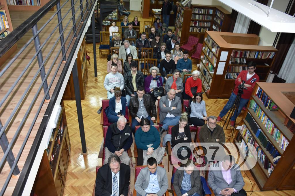 Nemanja Starovic, promocija knjige, sa druge strane, roman (1)