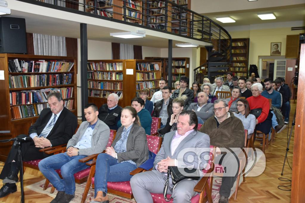 Nemanja Starovic, promocija knjige, sa druge strane, roman (3)