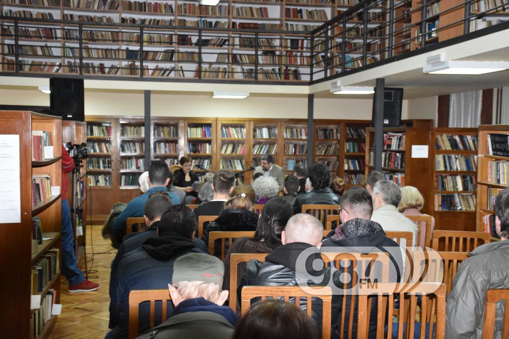 Nemanja Starovic, promocija knjige, sa druge strane, roman (6)