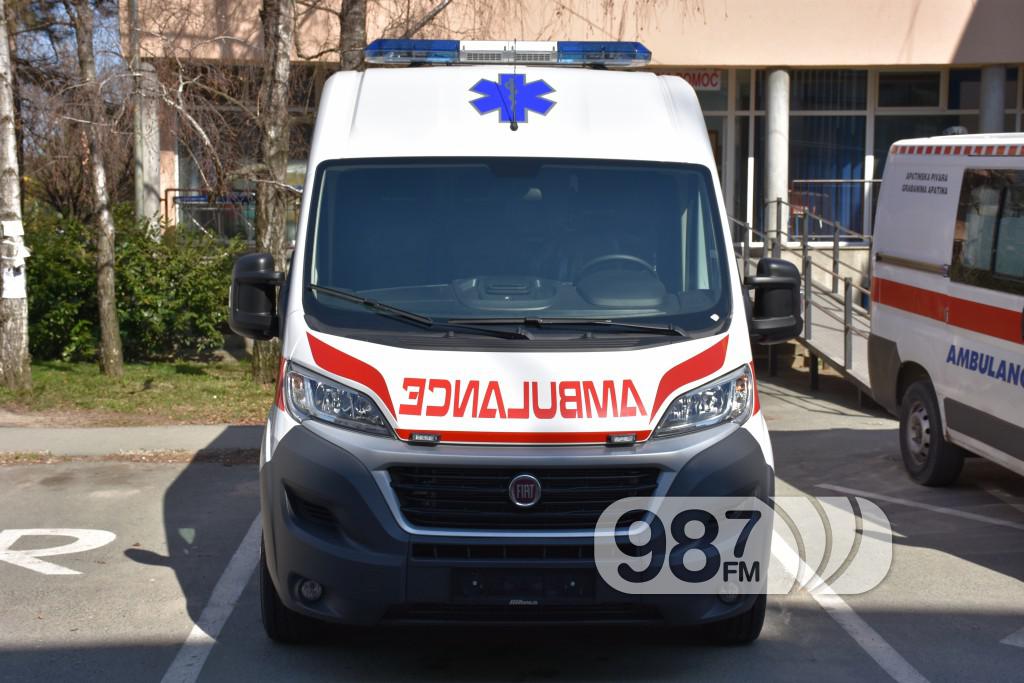 Novo sanitetsko vozilo, Milan Skrbic, Branka Baic, dom zdravlja (1)