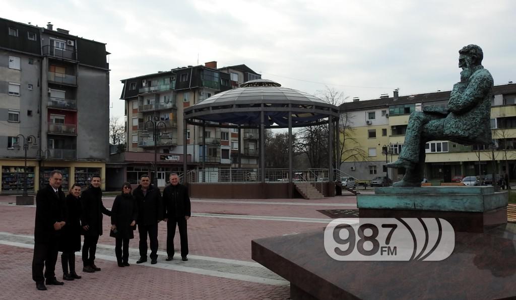 poseta predstavnika Evropske investicione banke , Milan Škrbić, predsednik opštine Apatin (4)