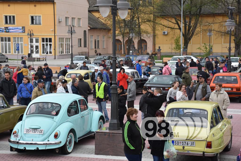 izložba oldtajmera u Apatinu, oldtajmeri, 2017 (10)
