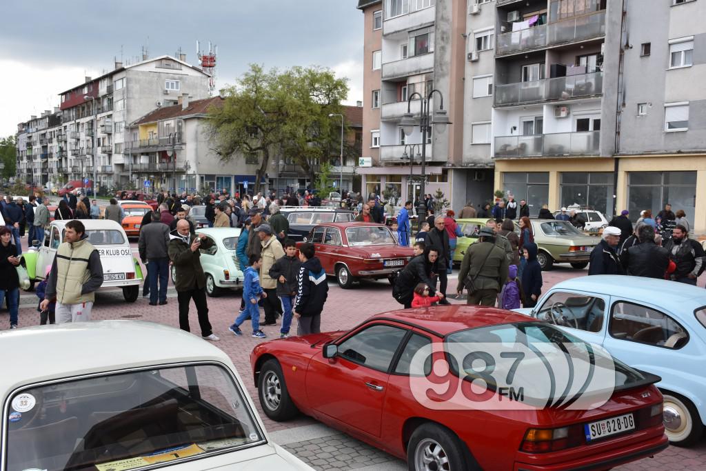 izložba oldtajmera u Apatinu, oldtajmeri, 2017 (11)