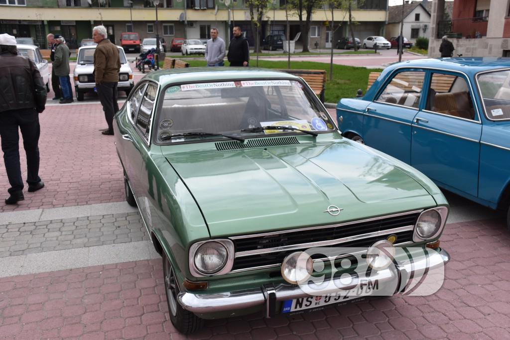 izložba oldtajmera u Apatinu, oldtajmeri, 2017 (12)