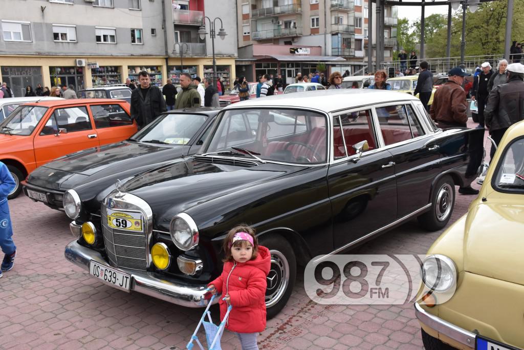 izložba oldtajmera u Apatinu, oldtajmeri, 2017 (3)