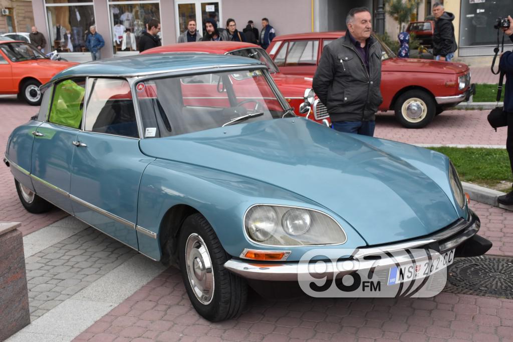 izložba oldtajmera u Apatinu, oldtajmeri, 2017 (5)