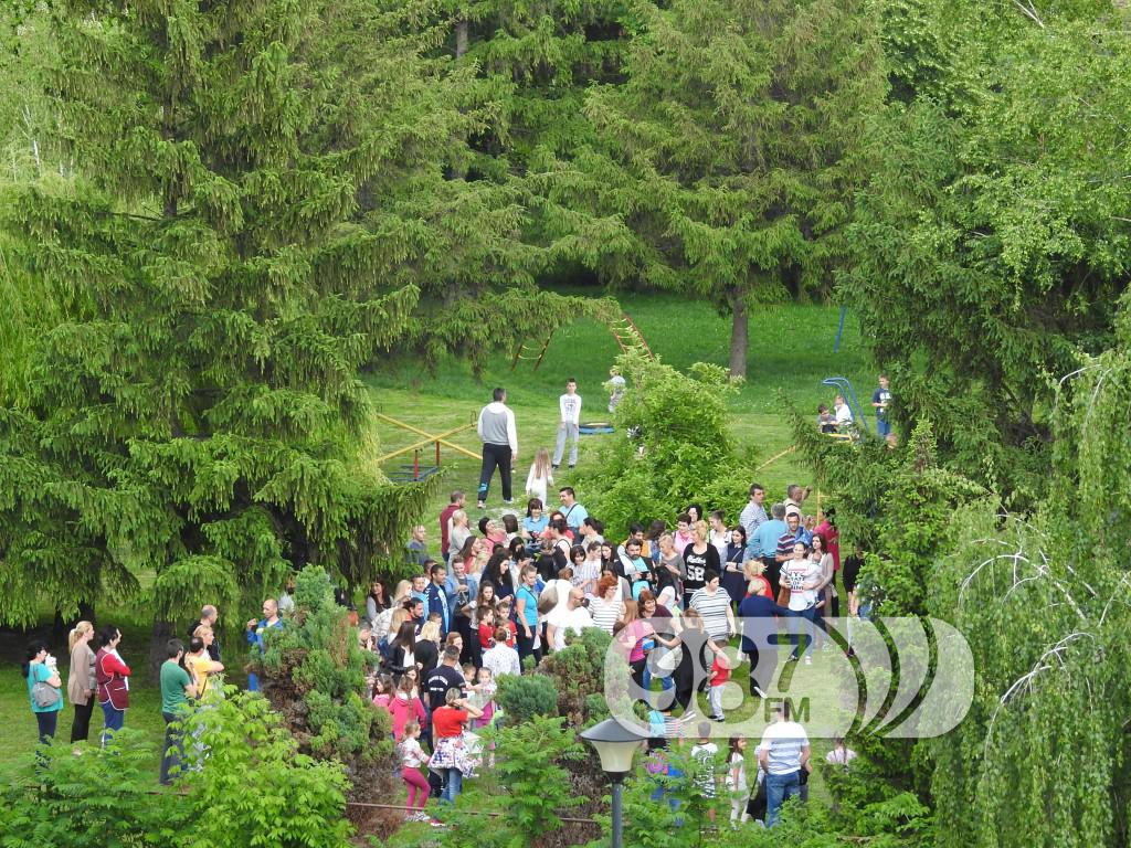 Dan roditelja, vrtic, pcelica (2)