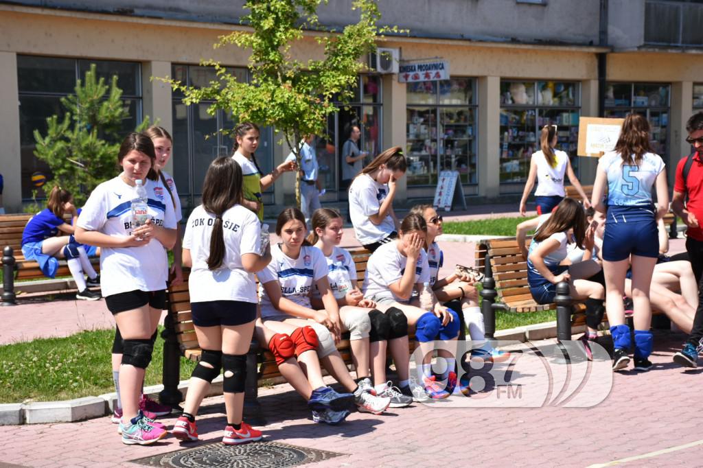 Međunarodni turnir “Street Volley Apatin 2017″ (111)