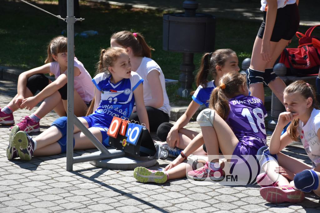 Međunarodni turnir “Street Volley Apatin 2017″ (41)