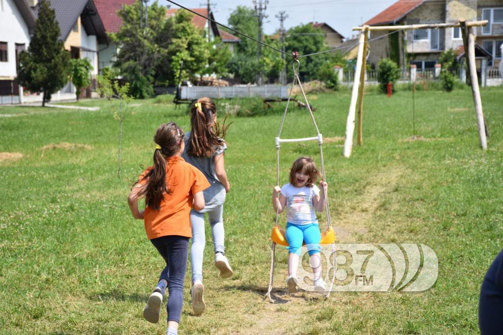 Zicara u apatinu, zicara, decije igraliste (10)