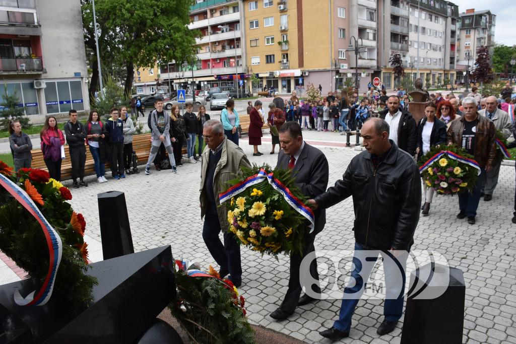polaganje venaca, dan pobede nad fasizmom, dan evrope (21)