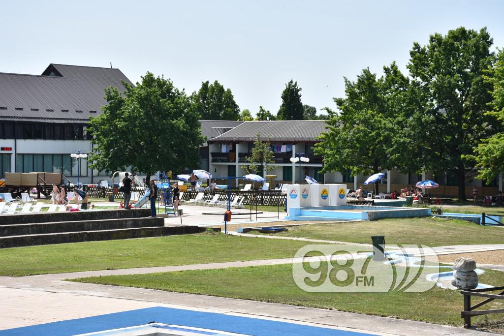 Banja Junakovic, bazeni (2)