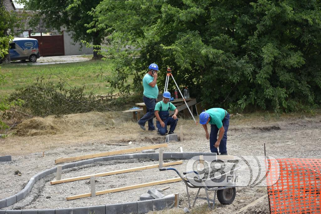 Izgradnja koka kola parka, igraliste za decu  (1)