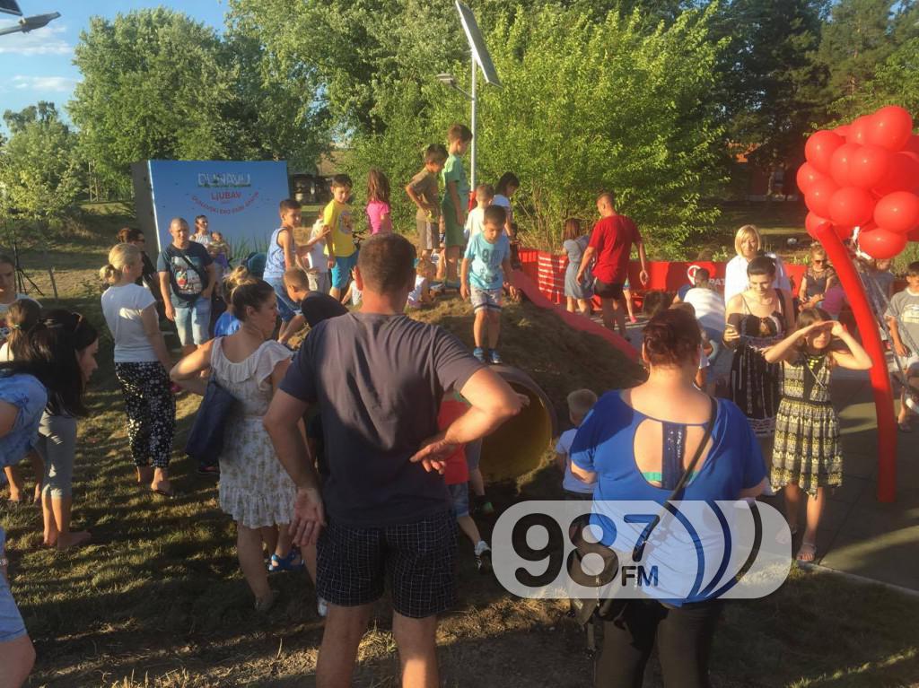 eko park na dunavu, koka kola, 2017 (4)