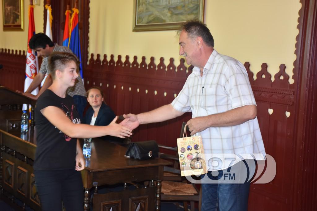 Dodela nagrada vukvcima i djacima, prijem kod predsednika 2017 (19)
