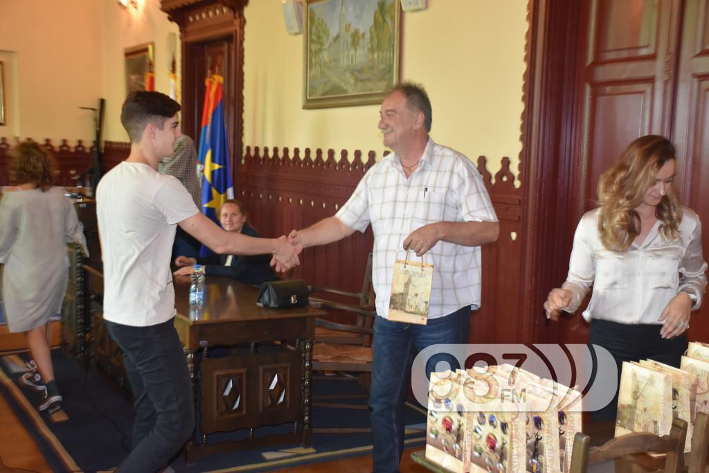 Dodela nagrada vukvcima i djacima, prijem kod predsednika 2017 (30)